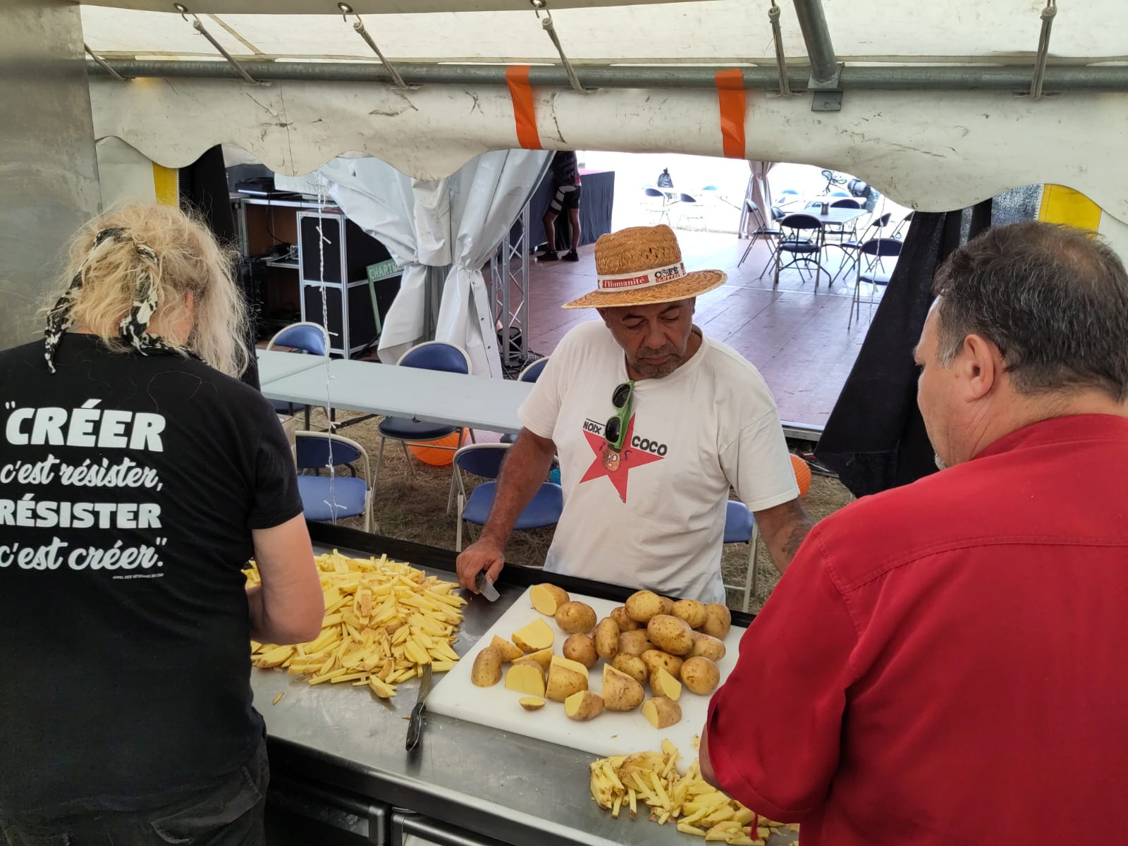 Le bar de la guinguette